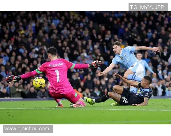 伯恩利与曼城激战正酣比分揭晓精彩瞬间回顾 伯恩利与曼城激战正酣比分揭晓精彩瞬间回顾