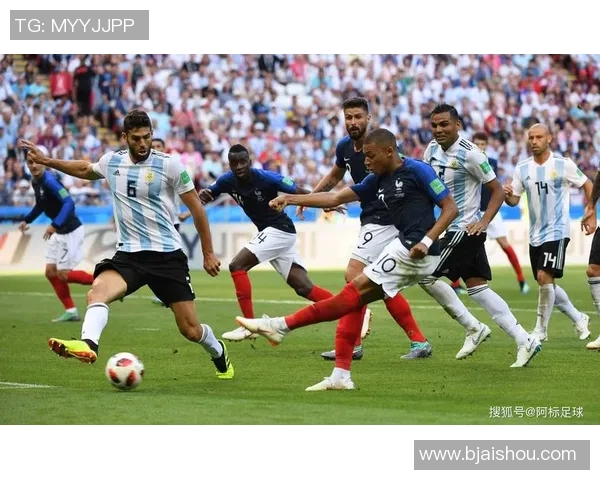 哥伦比亚与法国足球对决数据分析及比赛回顾 哥伦比亚与法国足球对决数据分析及比赛回顾