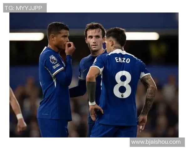 布莱顿与南岸普敦的激烈对决揭示英超新赛季的竞争格局与球队实力对比