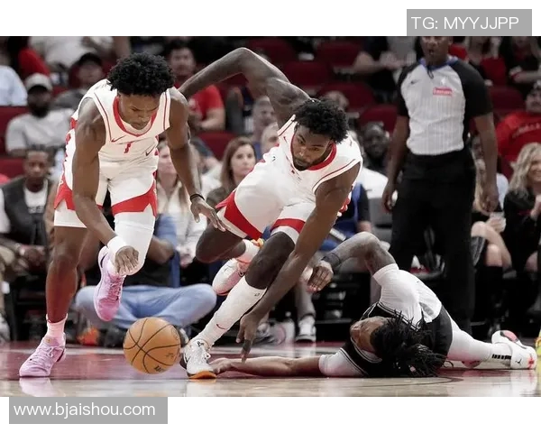 火箭队与篮网队激战正酣最终比分揭晓精彩瞬间回顾